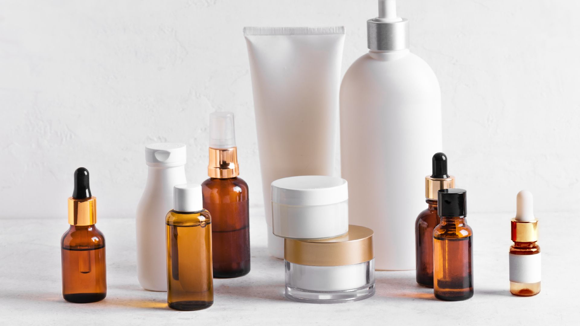 Descomplicando os Rótulos de Skincare: Um Guia Essencial para Cuidar da Sua Pele da Maneira Certa